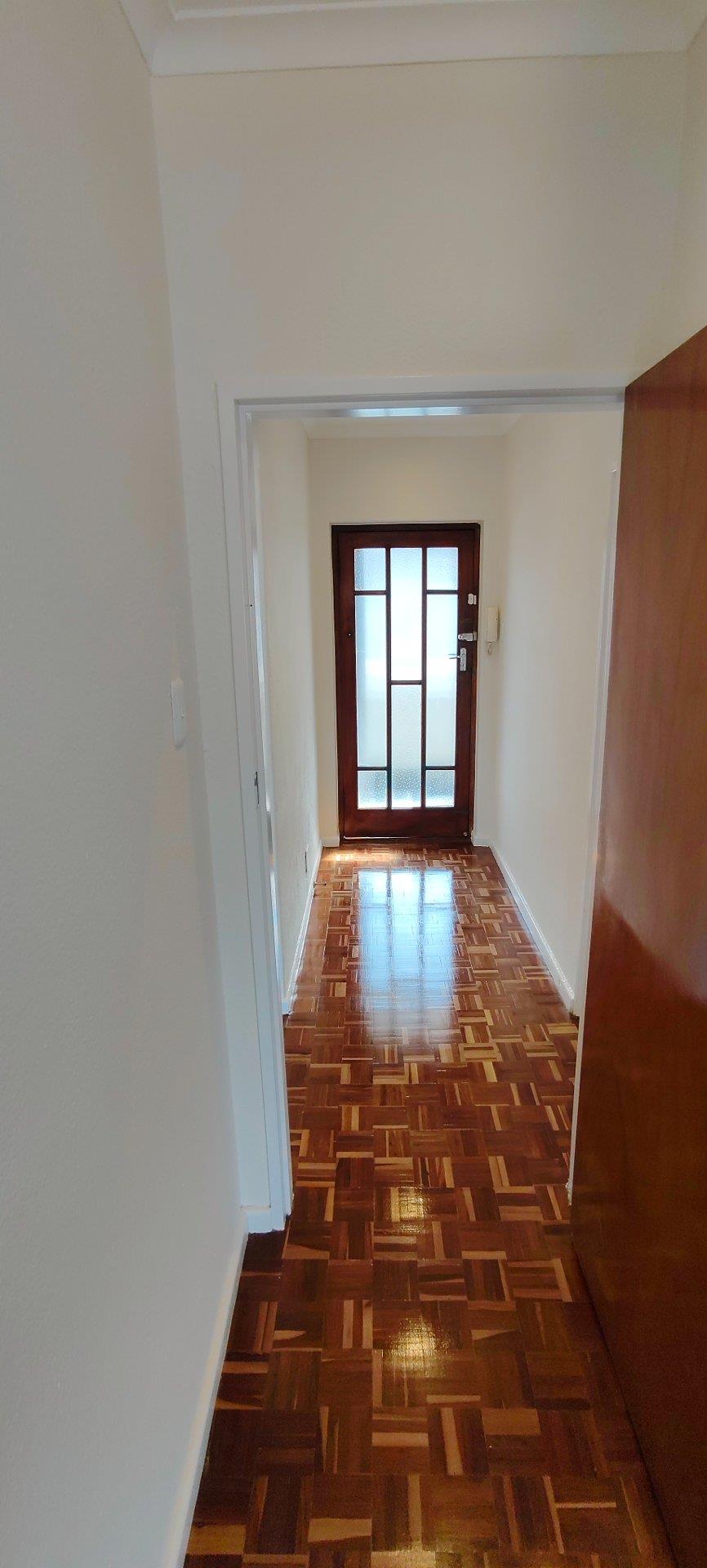 2 Bedroom Property for Sale in Kenilworth Western Cape